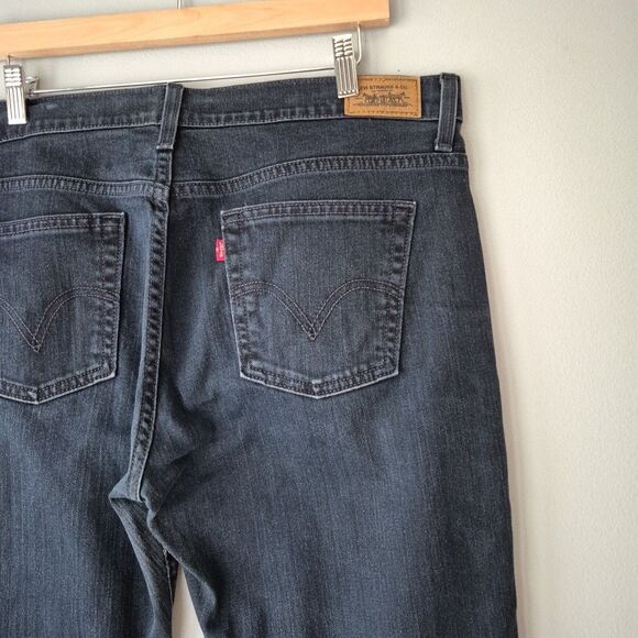 Levis 515 VTG Y2K Black Distressed Mid Rise Bootcut Jeans Womens 14M Inseam 31 - Picture 6 of 8